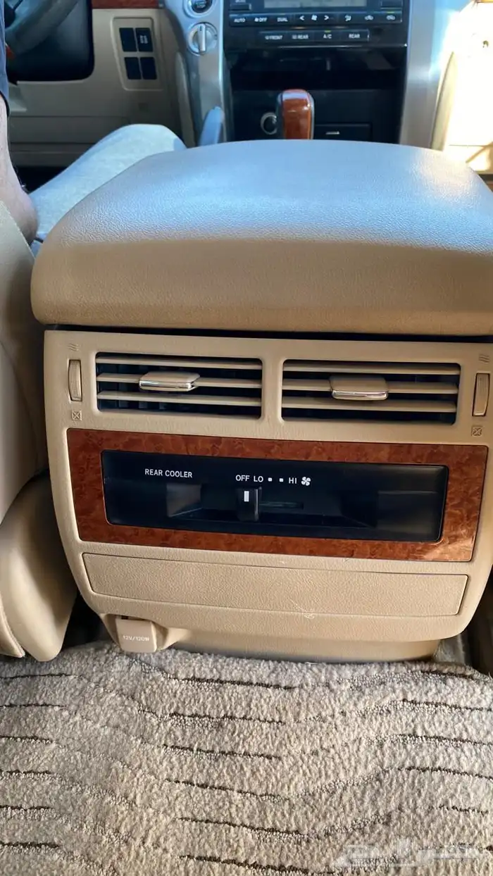 لاندكروزر في اكس ار موديل 2015 18