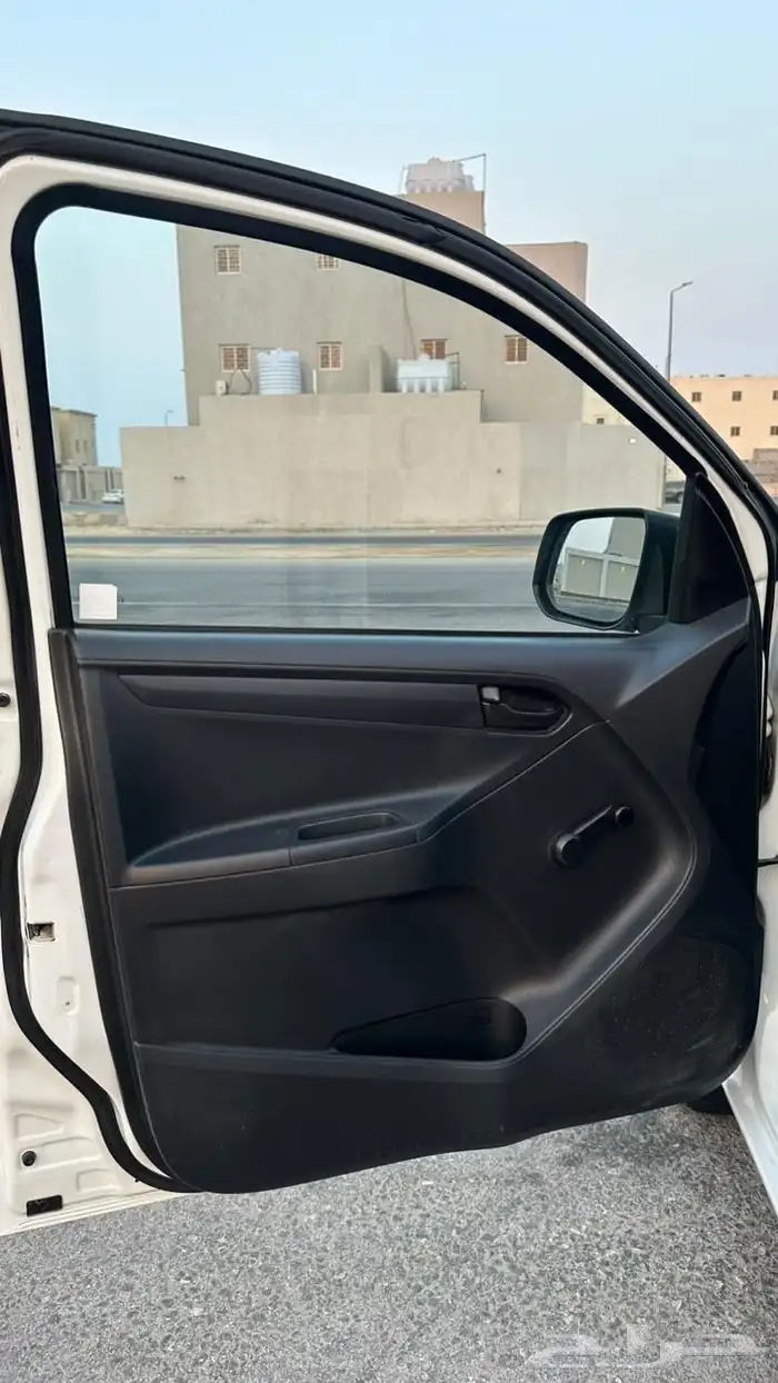 للبيع ايسوزو ديماكس مديل 2020 ديزل 11