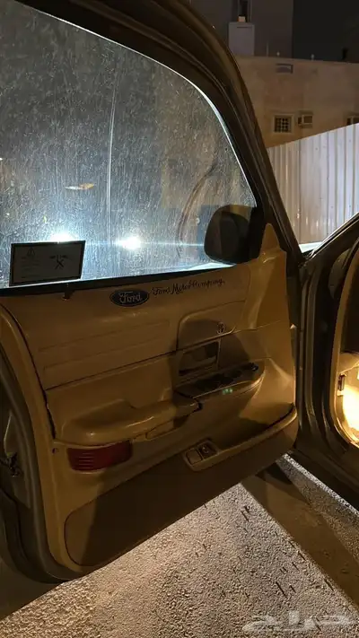 فورد فكتوريا index