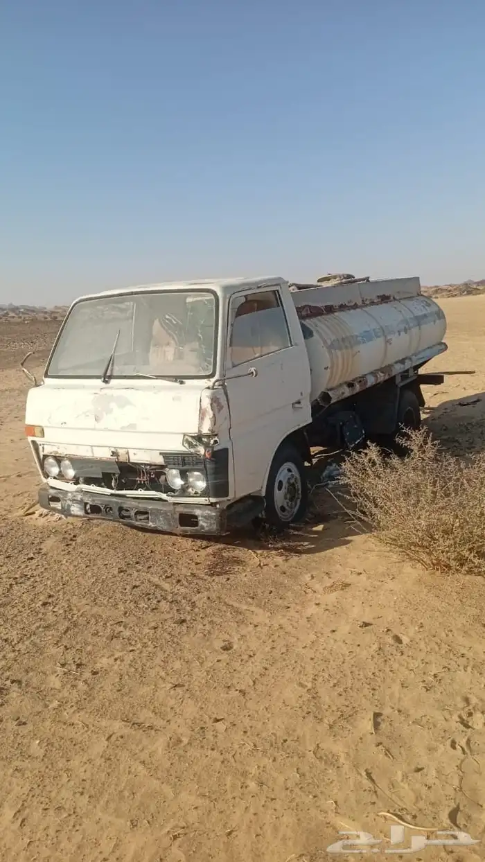 دنه تايوتا لتشليح او سكراب مكينه ممتازه وقير ممتاز 3