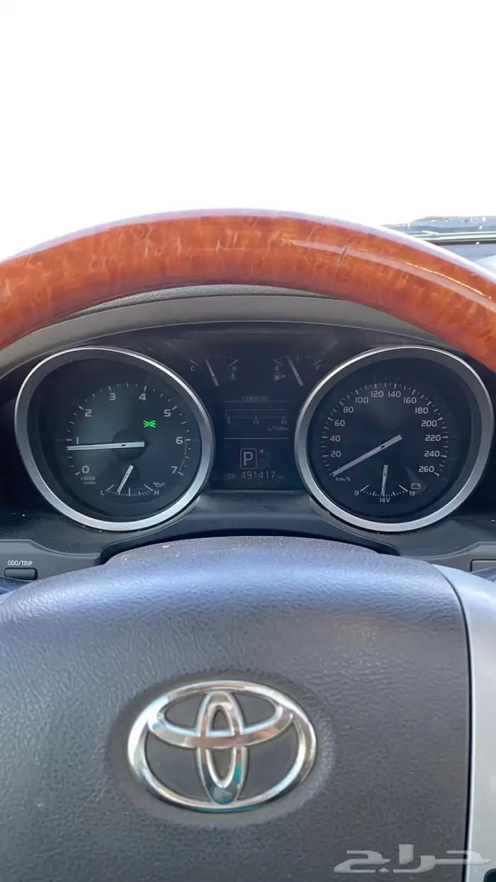 لاندكروزر في اكس ار موديل 2015 9