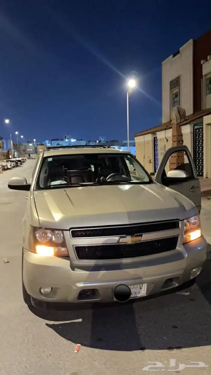 تاهو موديل 2008 قير ومكينه شرط الرش رش كامل نضافه ع سوم 3