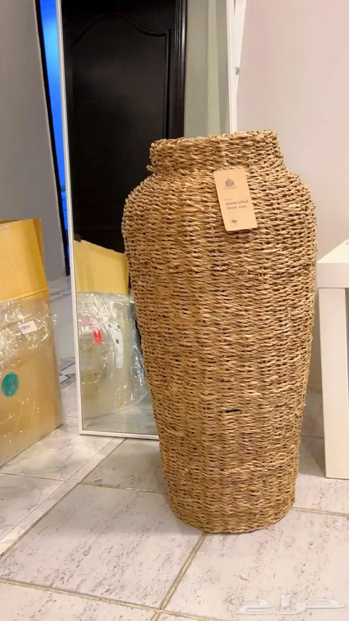 بيع سلة نفايات ومزهرية ارضيه جديده لم تستعمل 0