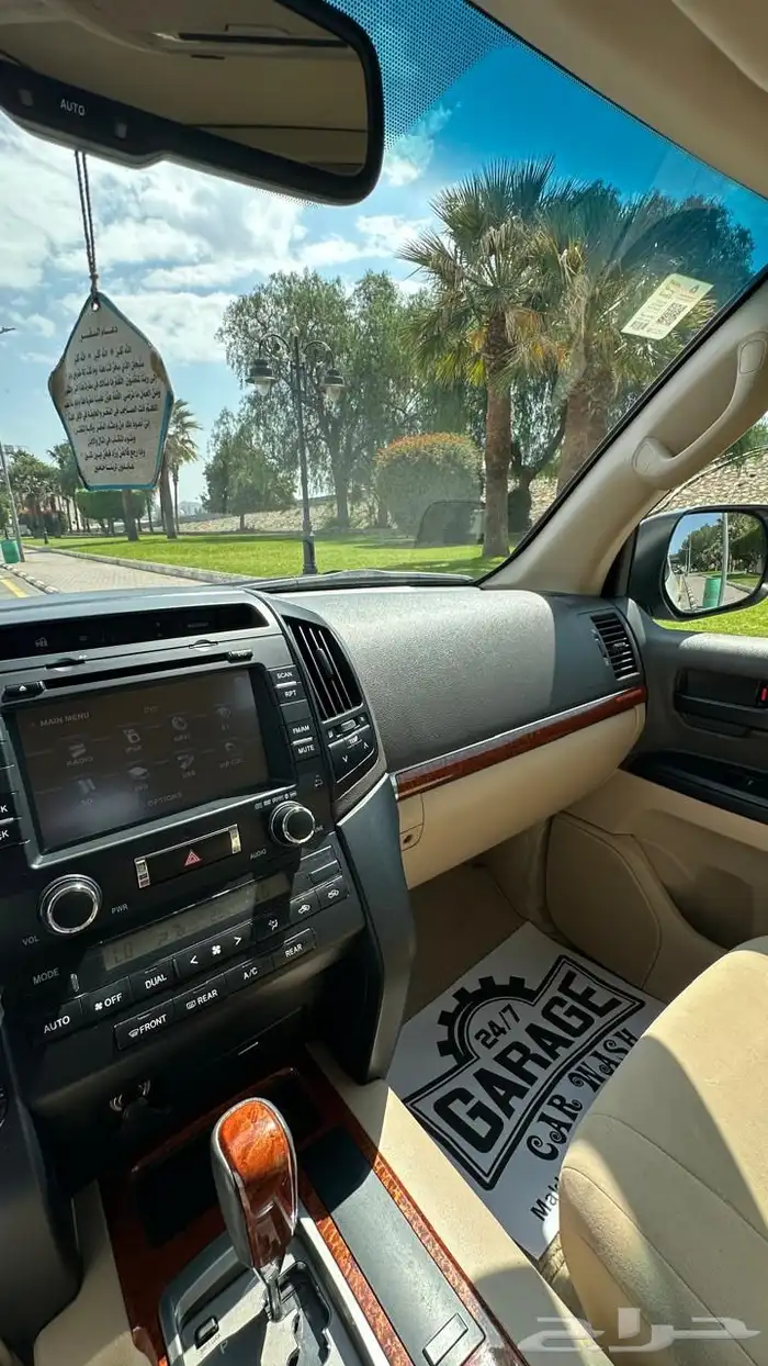 جيب لاند كروزر 2013 GXR 4