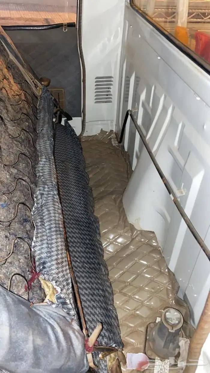 هايلوكس موديل 1979 نظيفة جدا 8