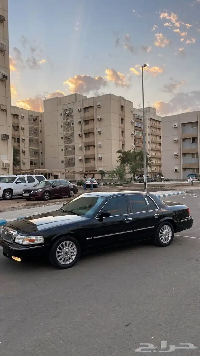 فورد جراند ماركيز 5