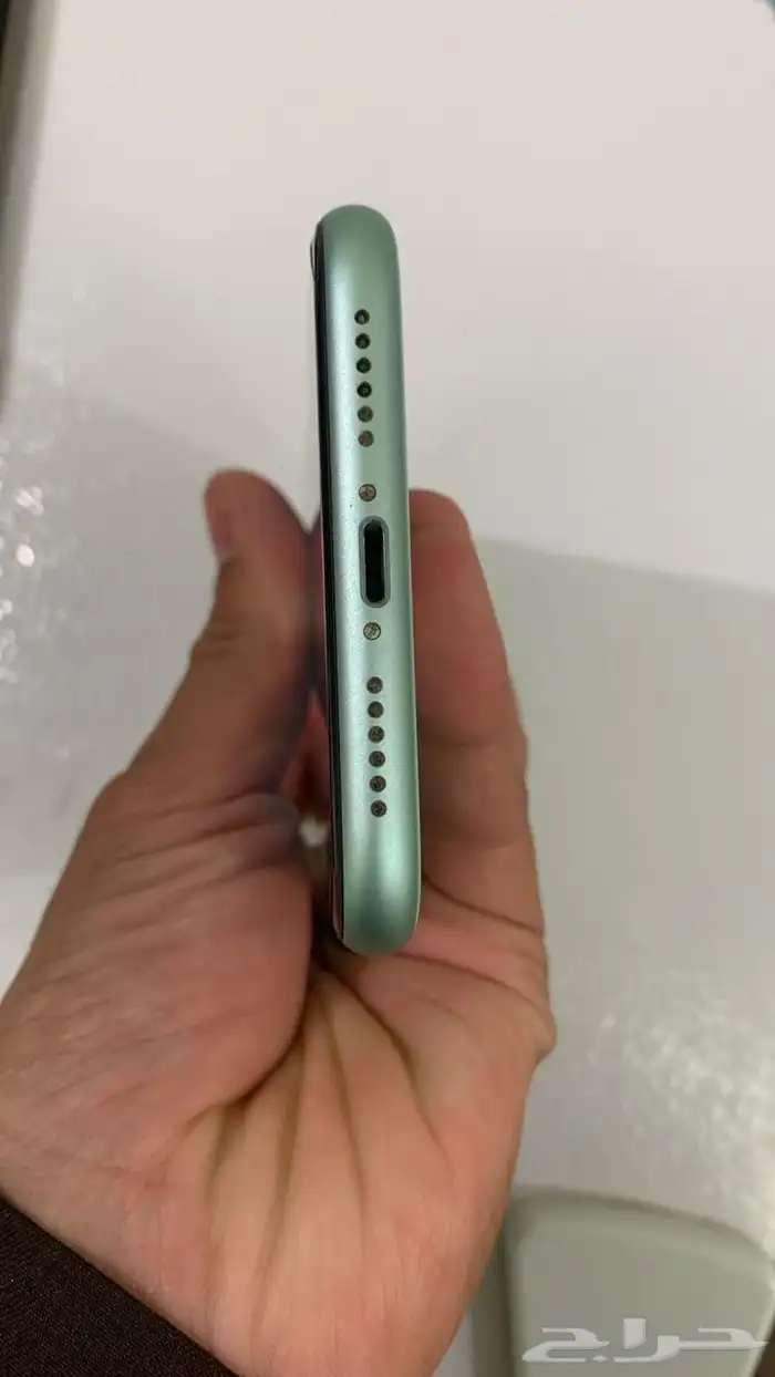 آيفون 11 ذاكرة 64 لون تيفاني تم البيع 3