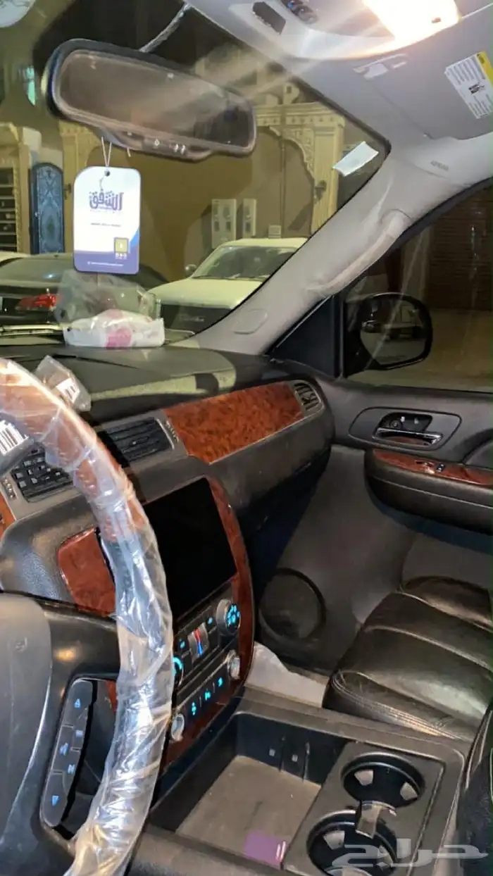 تاهو موديل 2008 قير ومكينه شرط الرش رش كامل نضافه ع سوم 6