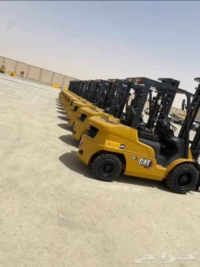 رافعات فوركلفت للايجار 9