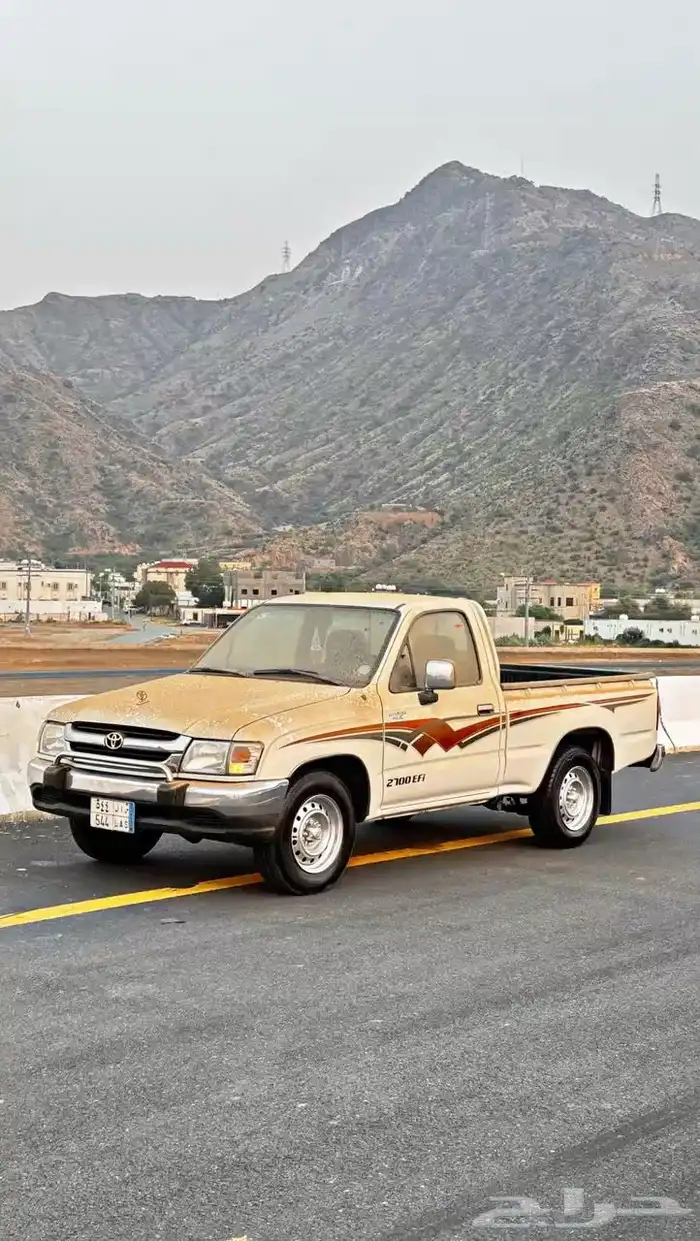 للبيع هايلوكس 2005 GLX 20