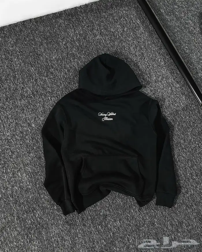 بلوفرات شتوية للجنسين  . 1