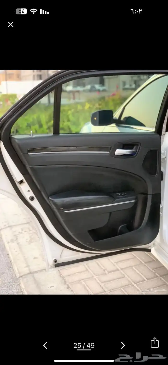 للبيع كرايسلر C300 2012 نظيف جدا 64