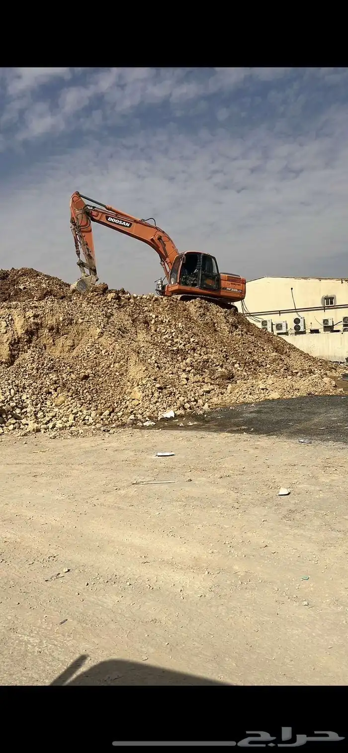 حفر وترحيل وهدم بناء 8