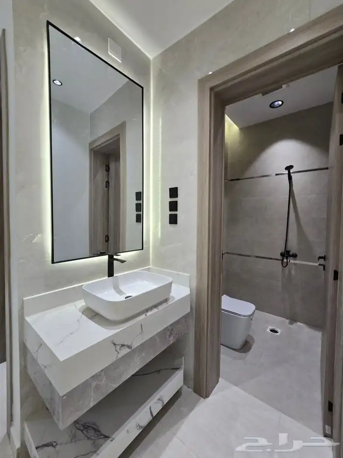 للبيع روف علوى مع ملحق مدخل مستقل 8غرف تشطيب VIP بأحد رفيده 13