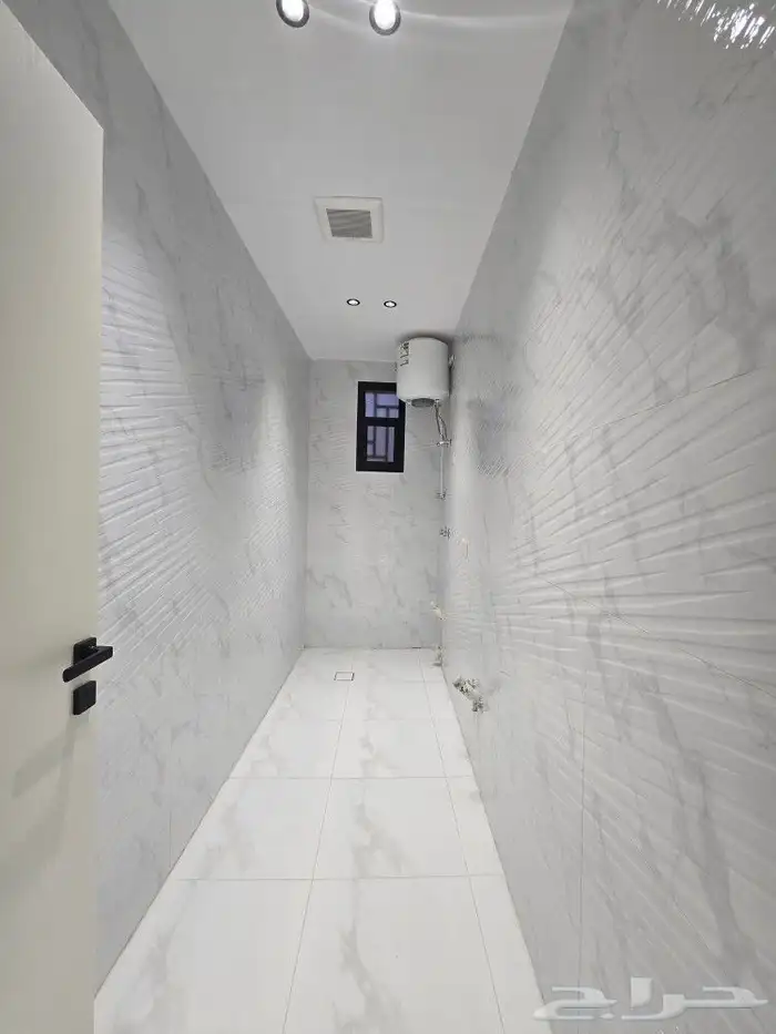 للبيع دور علوي مدخل مستقل ومصعدشغال جاهز 600 ألف أنهاالمحاله 15