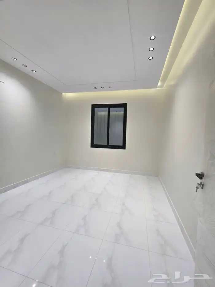 للبيع دور علوي مدخل مستقل ومصعدشغال جاهز 600 ألف أنهاالمحاله 18