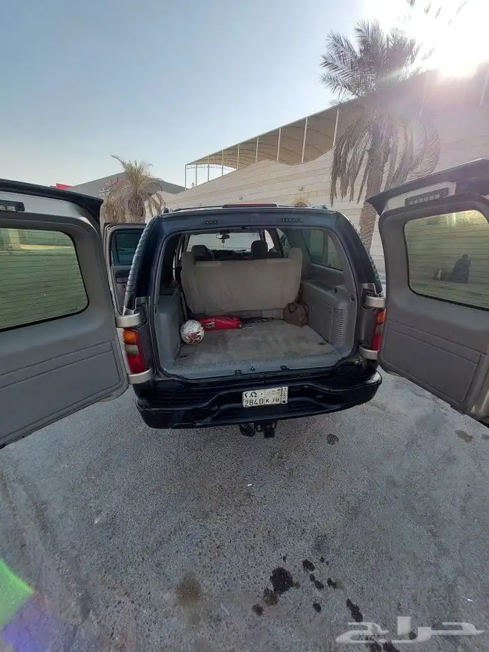 سيارة شيفروليه سوبربان 2003 10