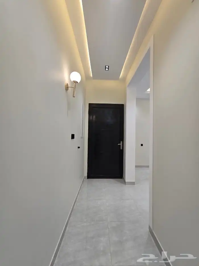 للبيع أدوار ارضيه 6غرفVIPحوش ومدخل سياره قرب مطارأبها 600ألف 14