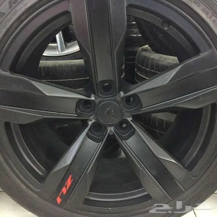 (((جنوط كومارو 2015 أصلية وكالة أو تقليد 17