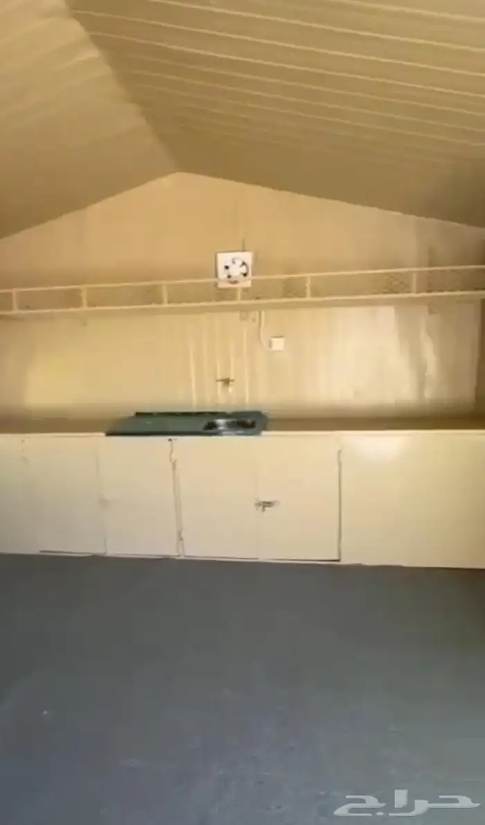 غرفه سحب مطبخ كبير ومجلس وصندوق علف 11