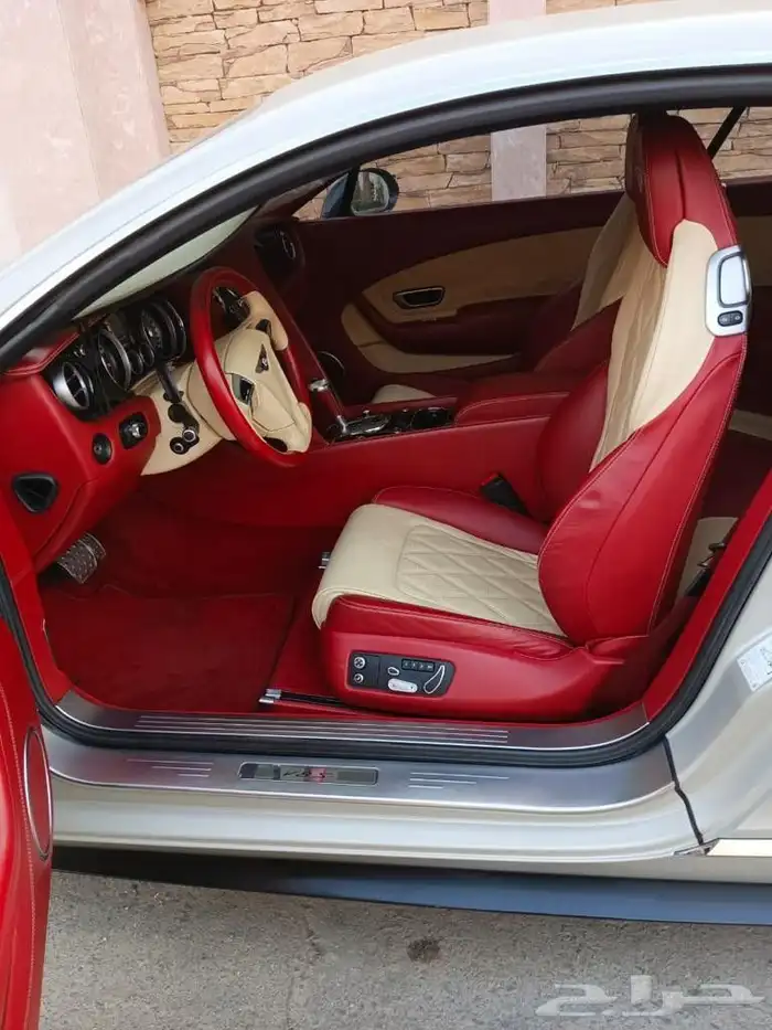 بنتلي gtكونتيننتال 2015 8v. 7