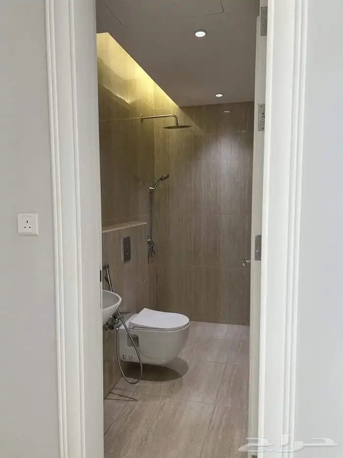 ابو حمزه للمقاولات ترميم وصيانة جميع الاعمال معلمين خبره في 0