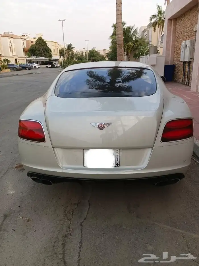 بنتلي gtكونتيننتال 2015 8v. 3