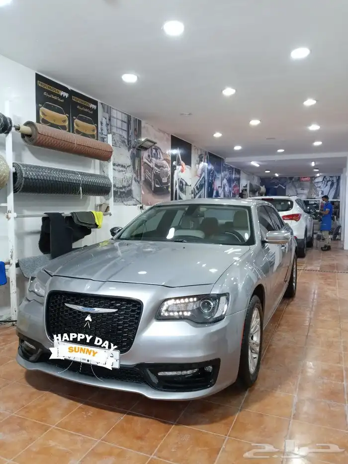 سياره للبيع كليزر 2016 السياره ماشيه 200 وشوي 0