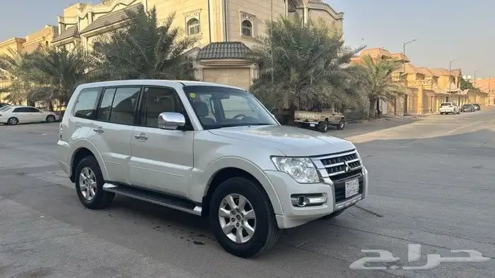 باجيرو 2017 ماشي 82الف فقط 4