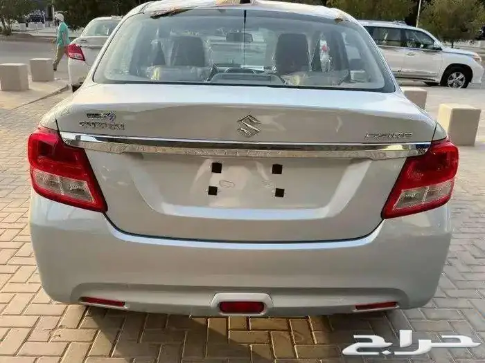 سوزوكي ديزاير ستاندر 2025 4