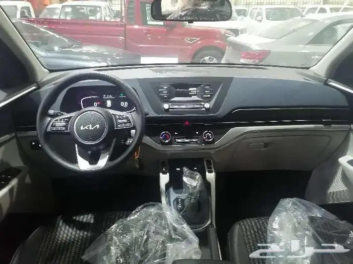 كيا كارينز ستاندر عائلية 7 راكب زيروو موديل 2024 3