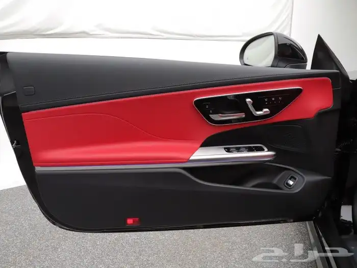 مرسيدس CLE 300 كوبيه كشف وارد كندا زيرو اصفار بسعر مغري 19