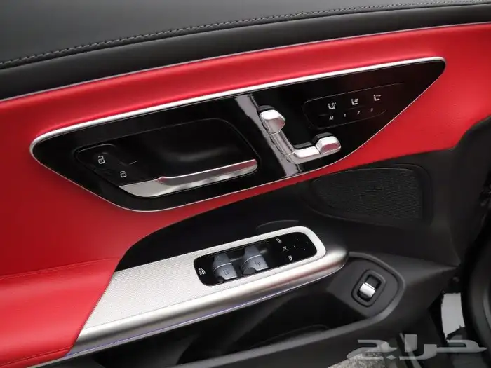 مرسيدس CLE 300 كوبيه كشف وارد كندا زيرو اصفار بسعر مغري 5