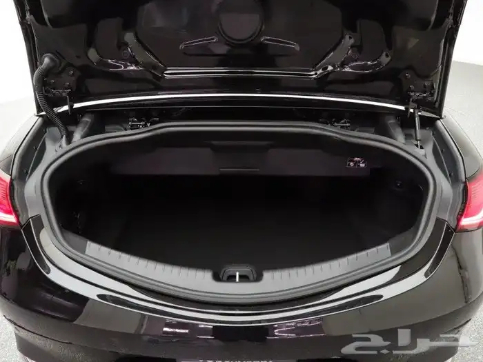 مرسيدس CLE 300 كوبيه كشف وارد كندا زيرو اصفار بسعر مغري 7