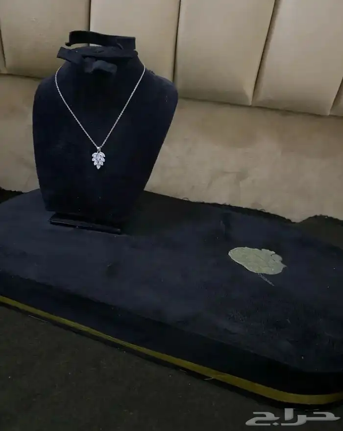 استاند مجوهرات مخملي 1