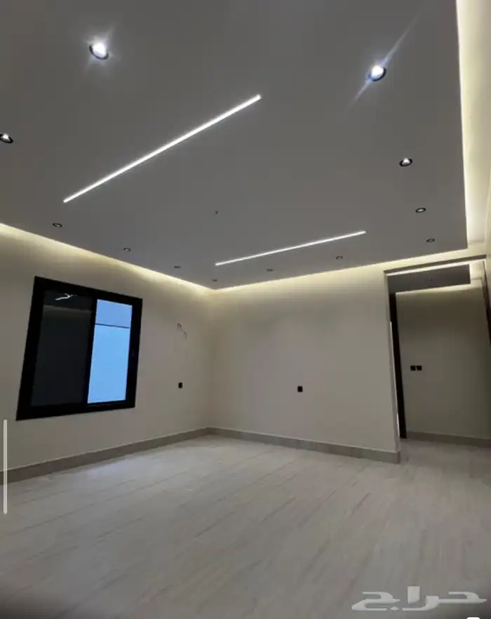 للبيع دور جديد في حي العزيزية 4