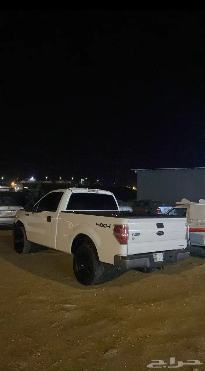 فورد F150  2011 8v  دبل   نضيف ومجهز   اكواب الوكاله  مخارج 4