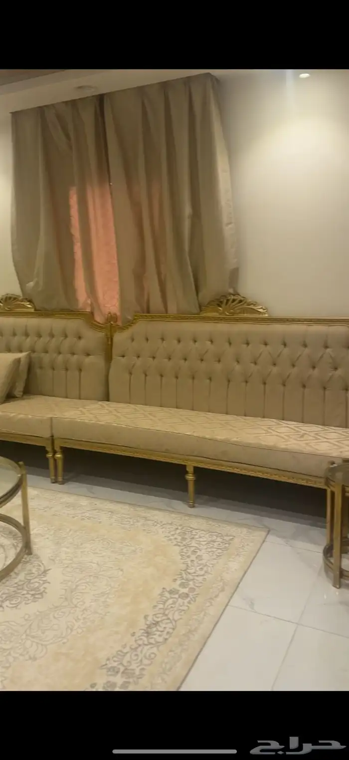 كنب نظيف جدا  مقاس الغرفه 4 ف6 4