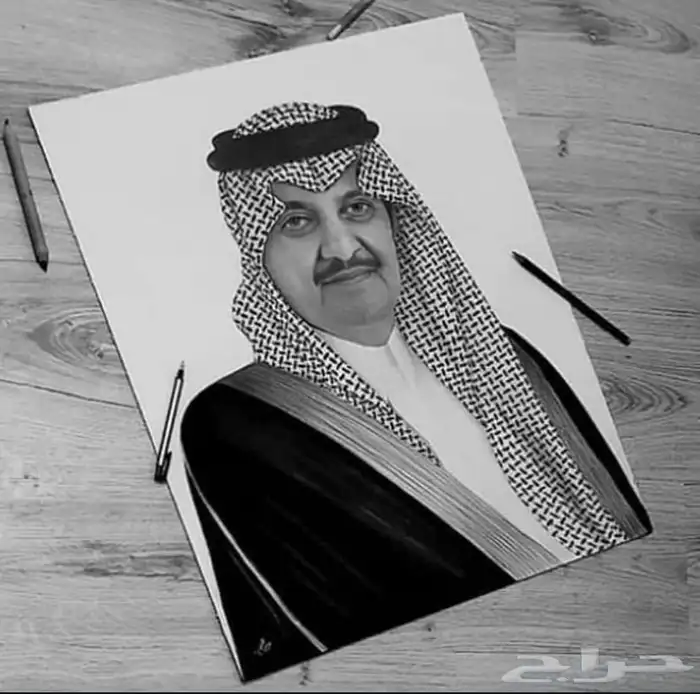 رسام شخصيات رسم يدوي 8
