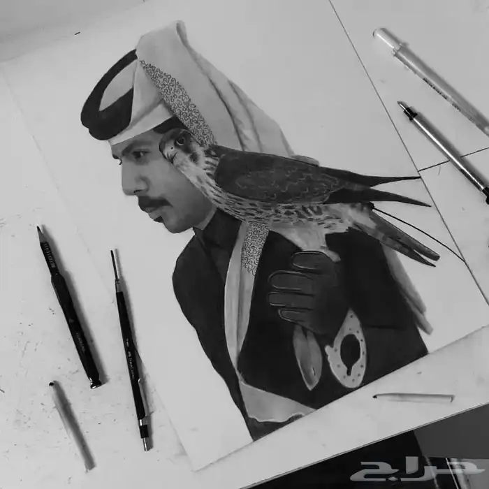 رسام شخصيات رسم يدوي 18