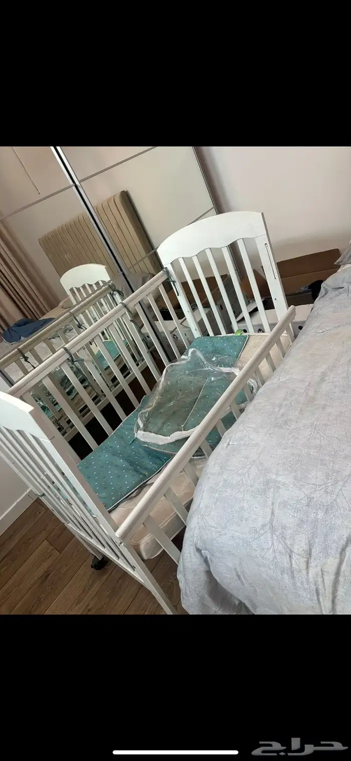 سرير اطفال 2