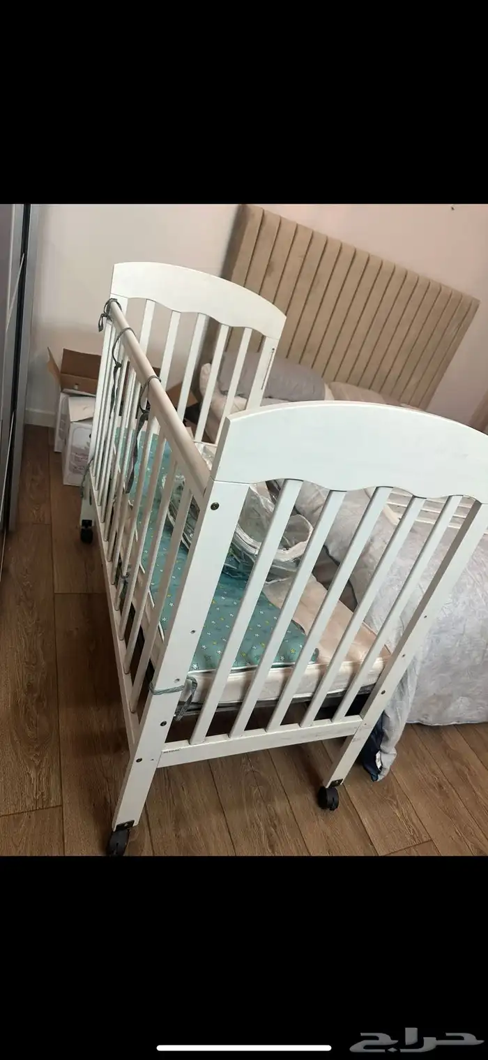 سرير اطفال 0