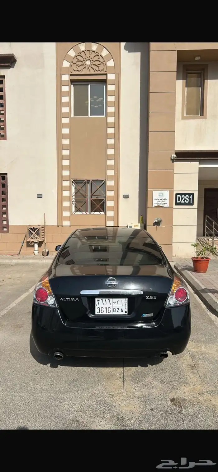 التيما 2009 نظيفه منوه المستخدم للبيع او البدل المناسب 11