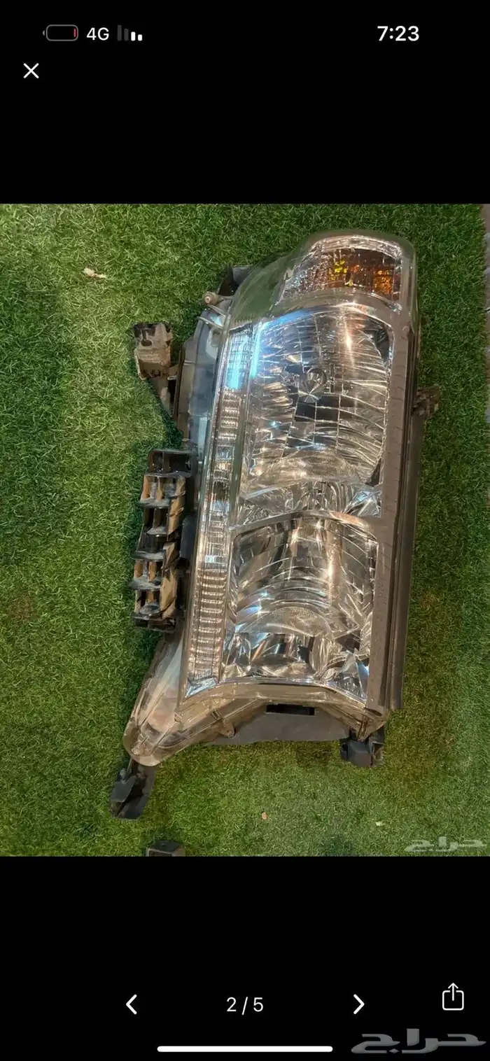 يوجد لدي شمعات لاندكروزر فئة G بدون ليد 2