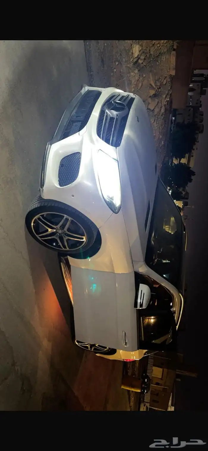 جيب مرسيدس E400 0