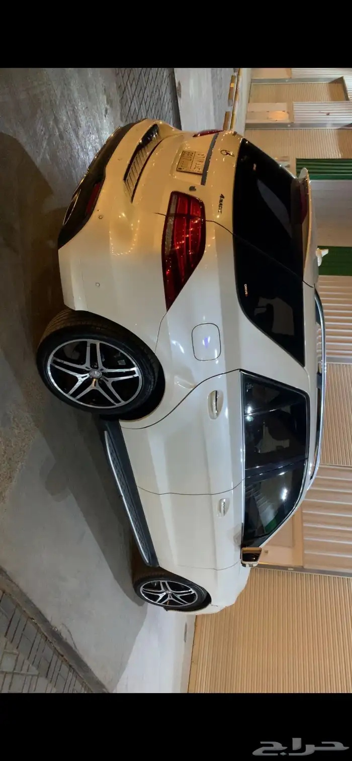 جيب مرسيدس E400 6