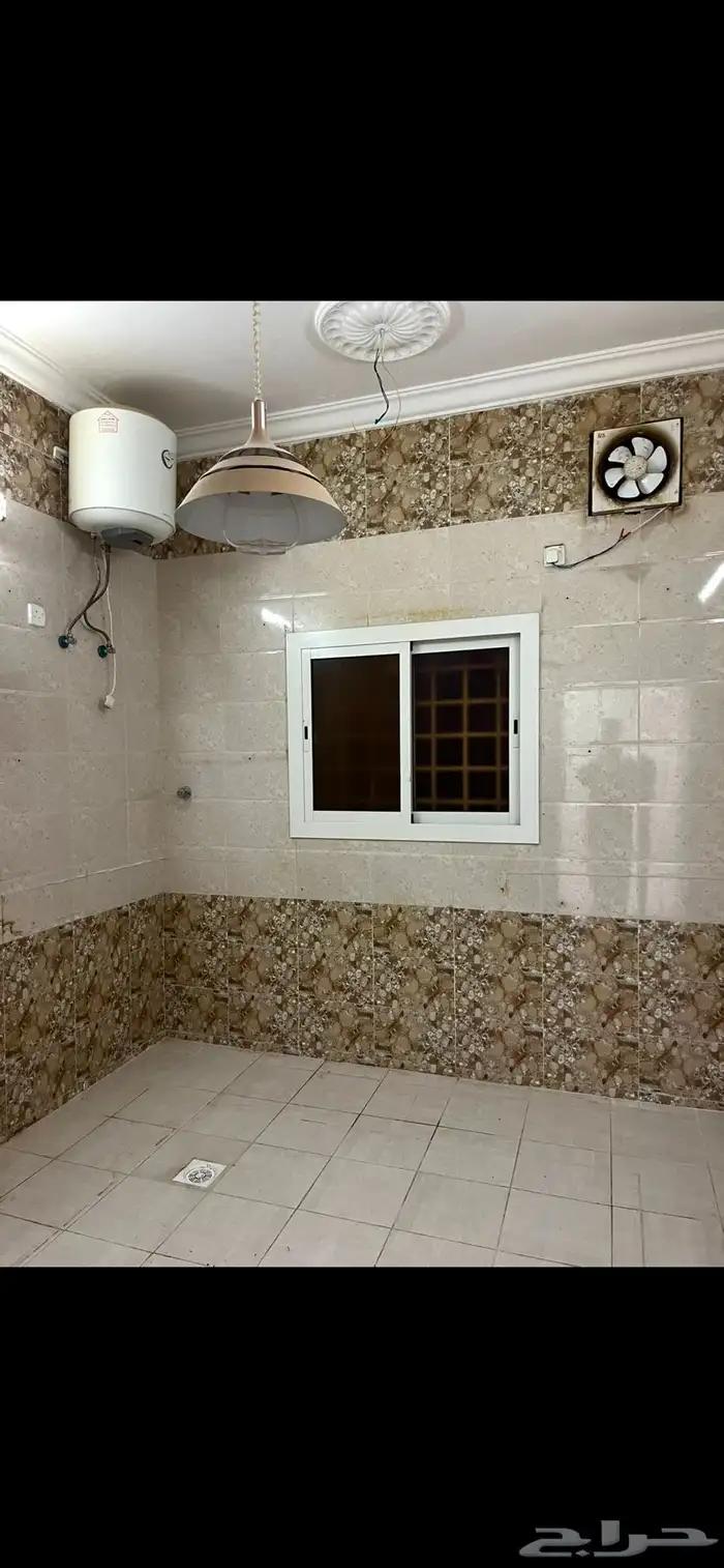 شقه للايجار في مخطط شبرقه القديم 1
