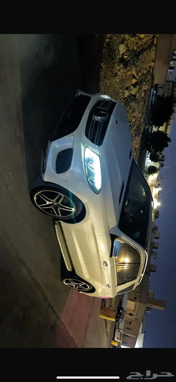 جيب مرسيدس E400 1