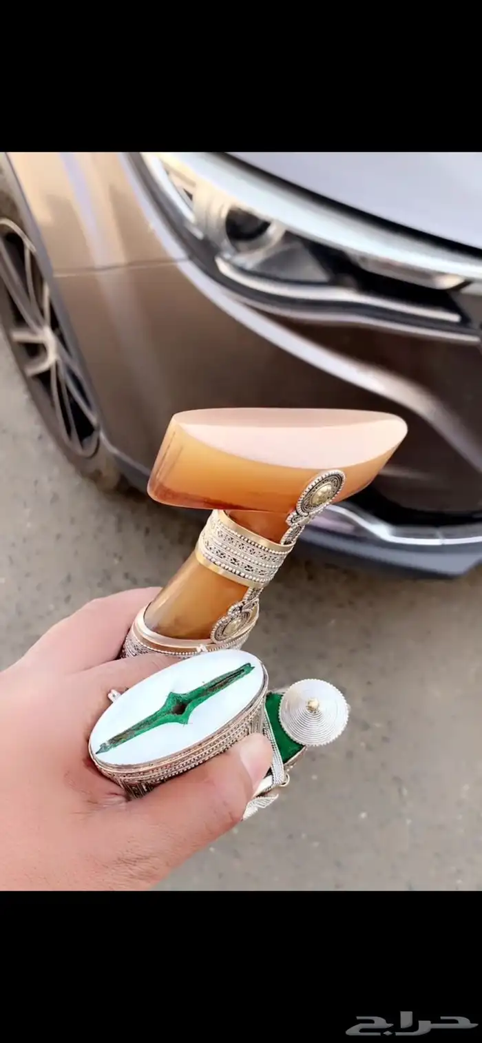 خنجر كفو حك زراف وأطلق من الزراف 0