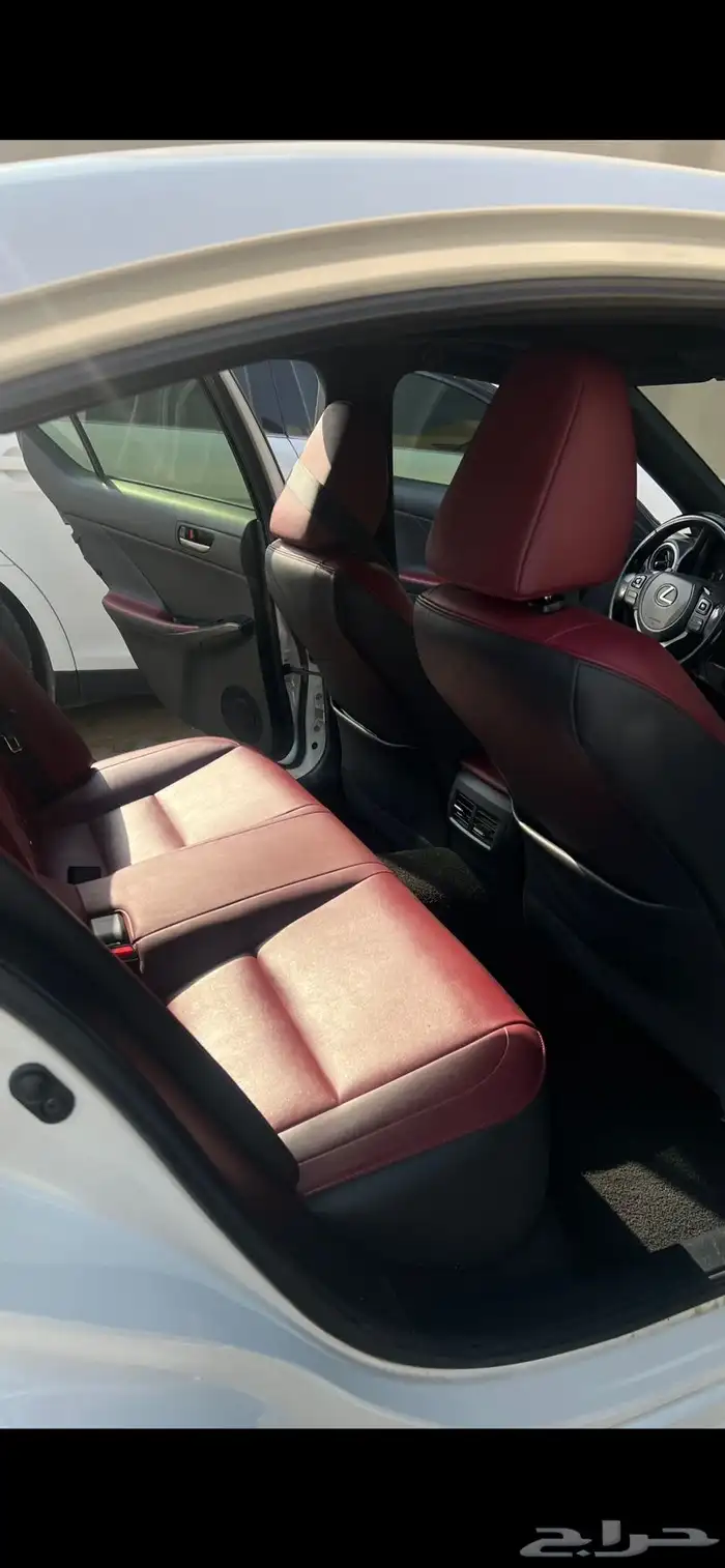 لكزس IS350   2021 5